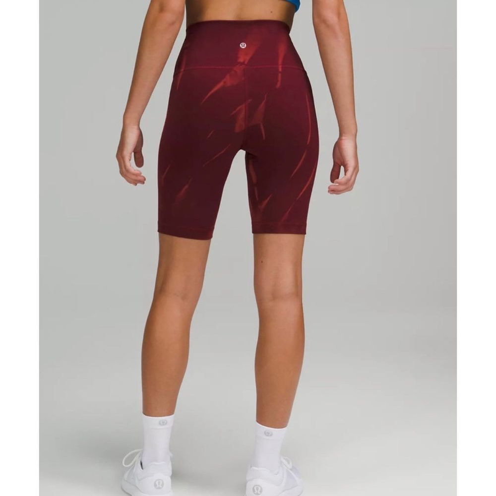 Lululemon Wunder Train HR short size 2 - Picture 3 of 6